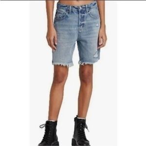 NWT Wild Fable Size 2 / 26 Distressed High Rise Bermuda Shorts Blue Denim Flaw